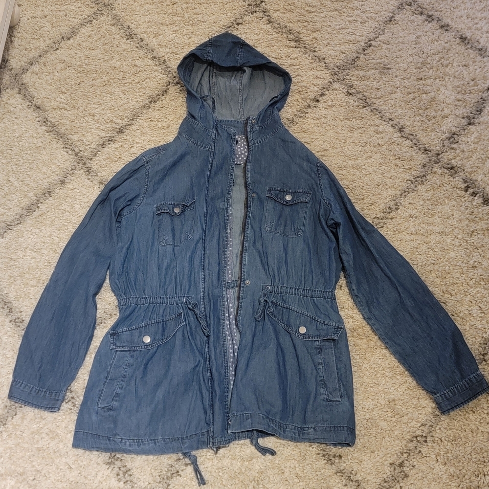 torrid, light weight jean jacket, cinching waist, size 0